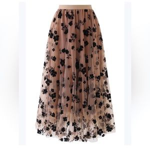 3D POSEY-DOUBLE LAYERED tulle  SKIRT IN CARAMEL Chicwish Floral